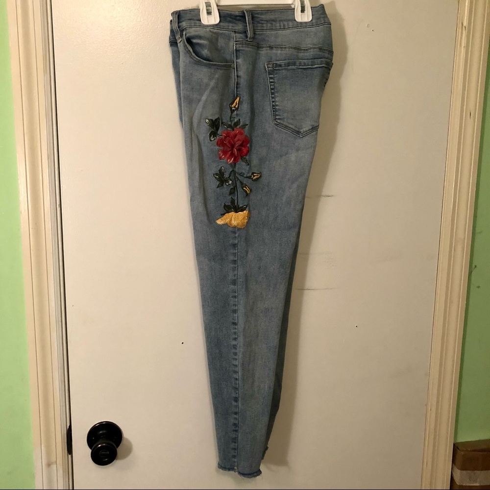 Pacsun Floral Embroidered Jeans